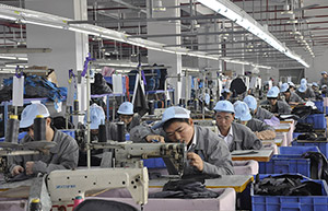 恩典皮具生產車間